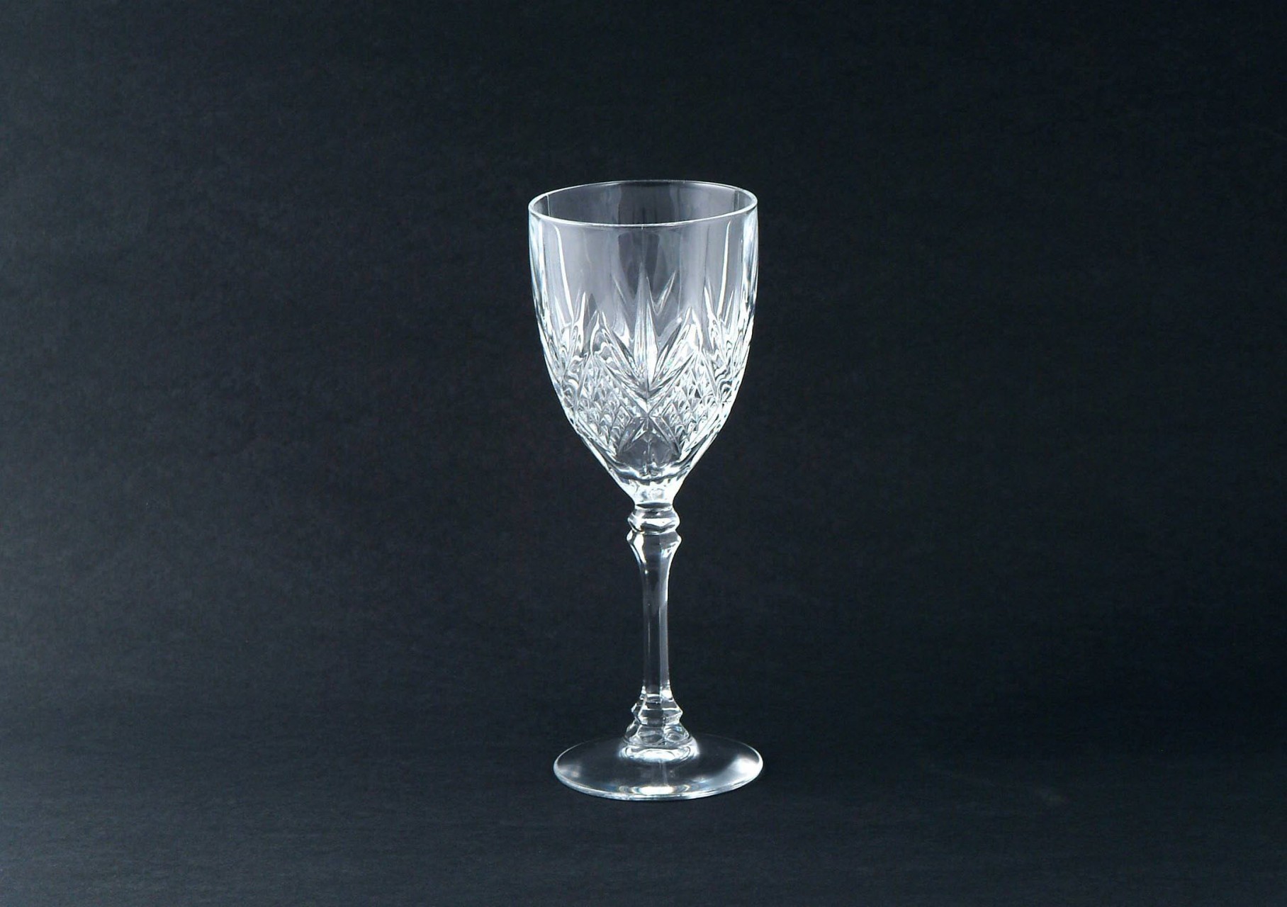 Crystal-White-Wine-Glass