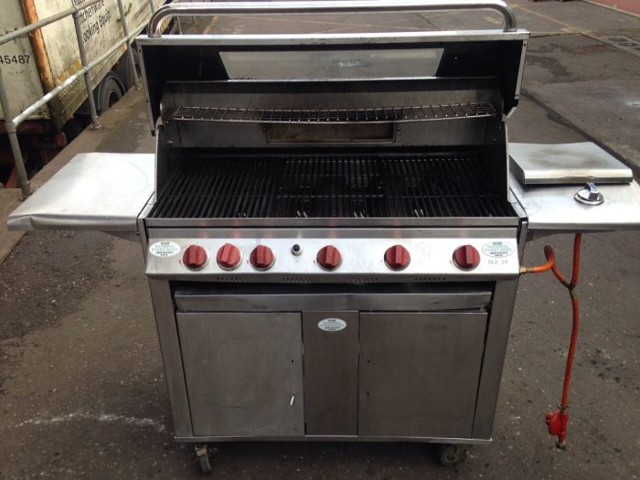 Gas chargrill bbq unit